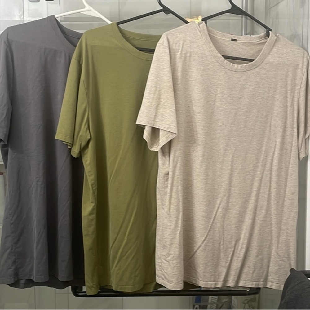 Lululemon fundamental t shirt